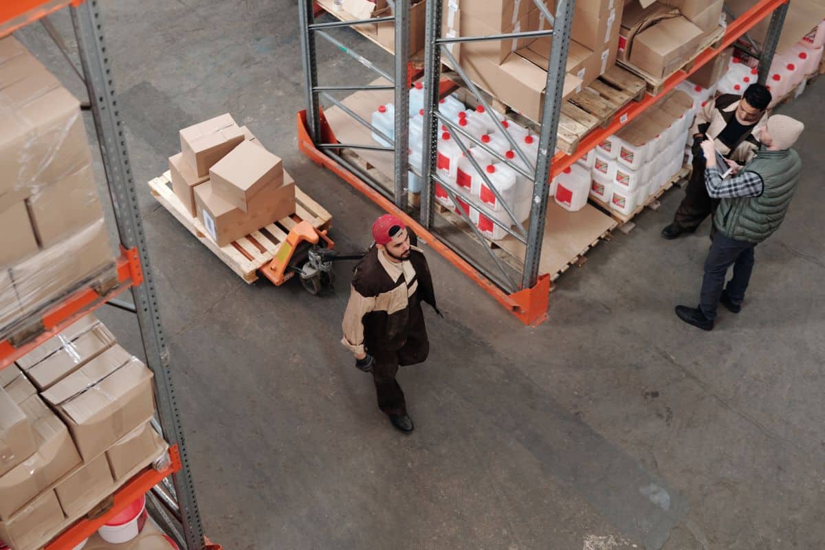 Director of supply chain hiring connects planning decisions to distribution execution